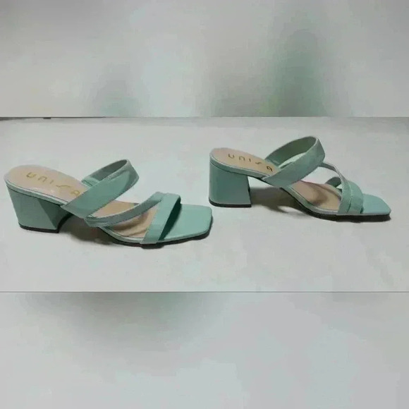 Unisa Block heel,Open, Square  toed Pumps . - Picture 3 of 6